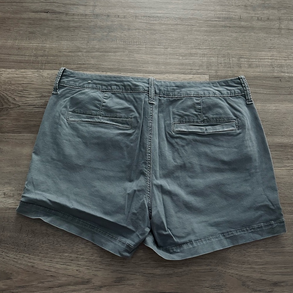 Low Rise Shorts - Picture 3 of 6
